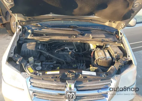 2008 Dodge Grand Caravan Sxt z USA, uszkodzony, nr VIN 2D8HN54P48R803180